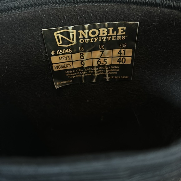 Work/outdoor boots, size 8, good condition. - Picture 2 of 2